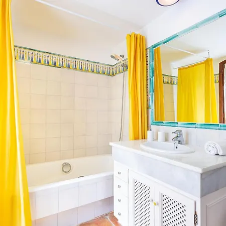 Holiday home Faro's Isla De Guadalmina *