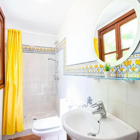 Faro's Isla De Guadalmina Holiday home *