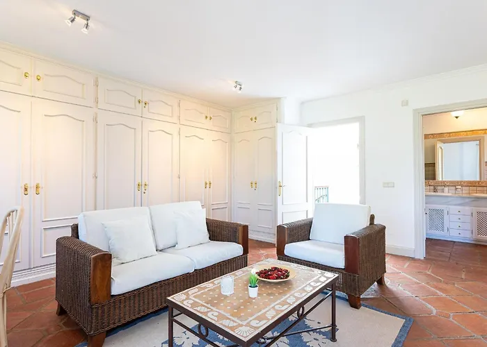 Faro's Isla De Guadalmina