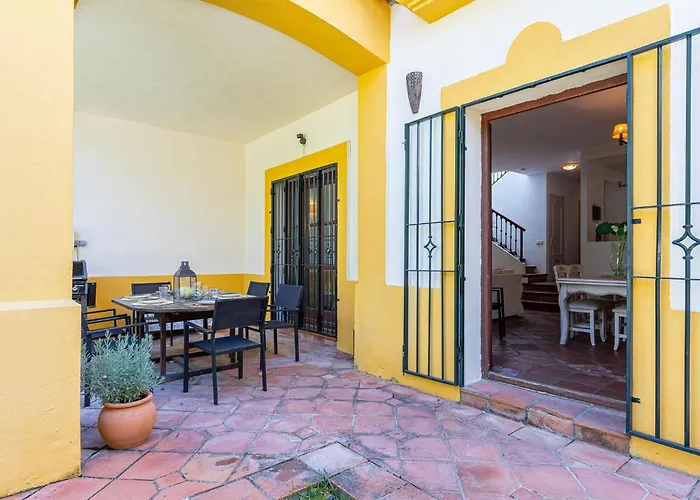 بيت للعطل Faro's Isla De Guadalmina ماربيا